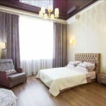 Studio On Rymarskaya Kharkiv Eksteriør billede